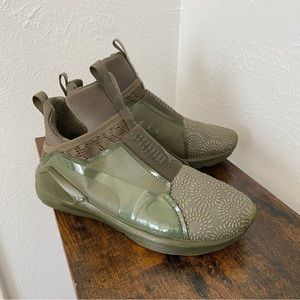 PUMA army green tennis shoes